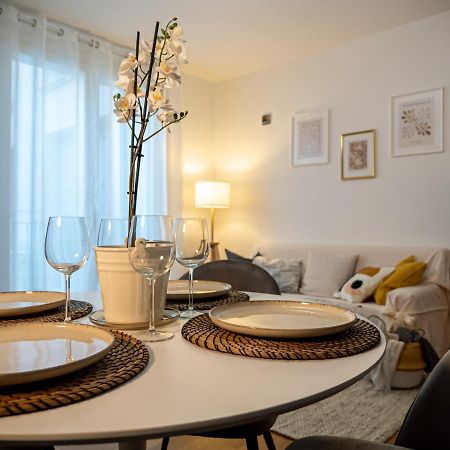 Maison Blanche: Appartamento Elegante Con Parcheggio Privato Mantova Exteriör bild